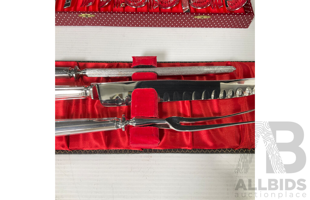 Boxed Bilchrome Sheffield Cutlery Set and Grosvenor Delphic Three Piece Carving Set