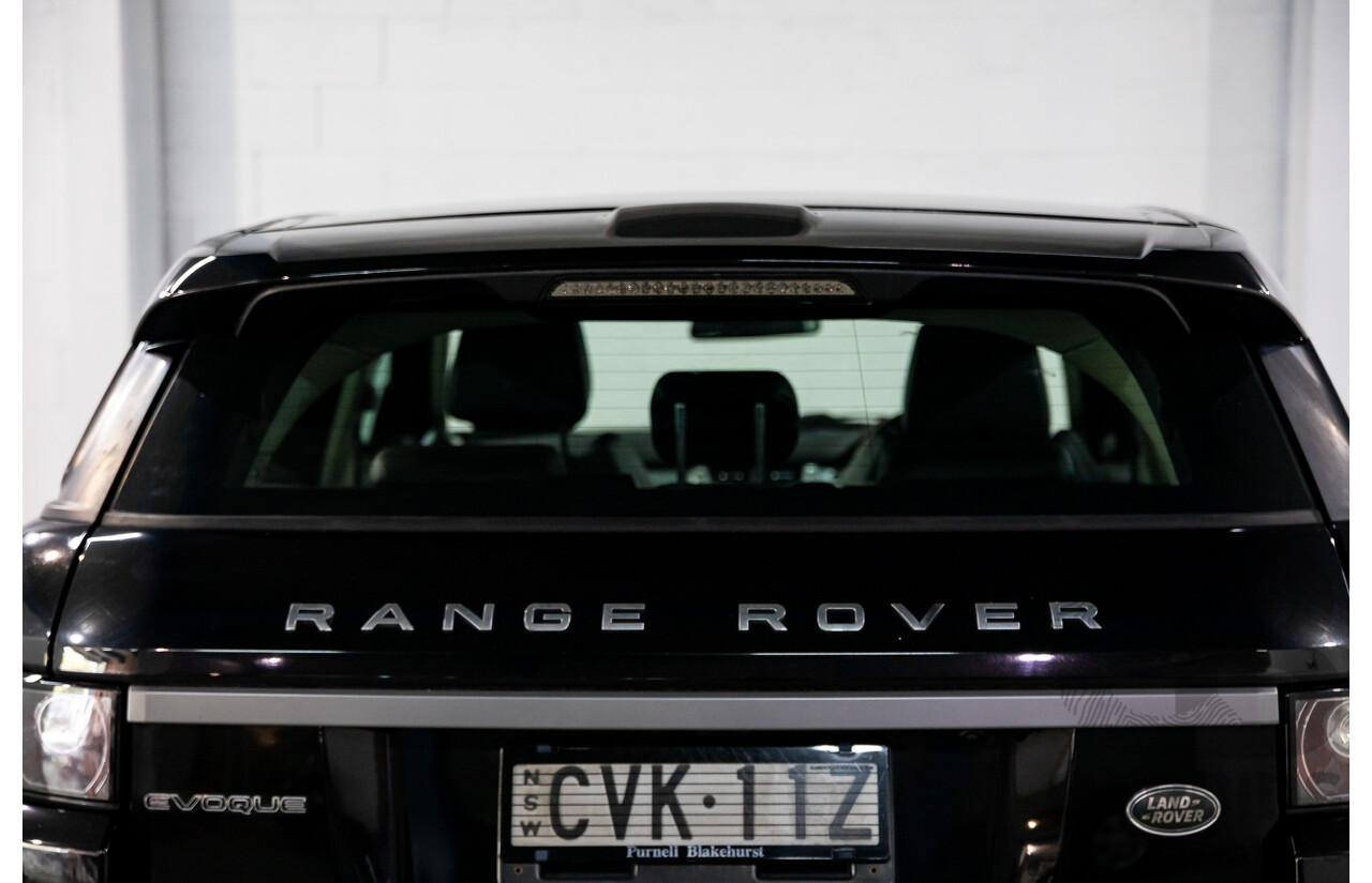 1/2015 Range Rover Evoque SD4 Pure LV MY15 5d Wagon Santorini Black Turbo Diesel 2.2L