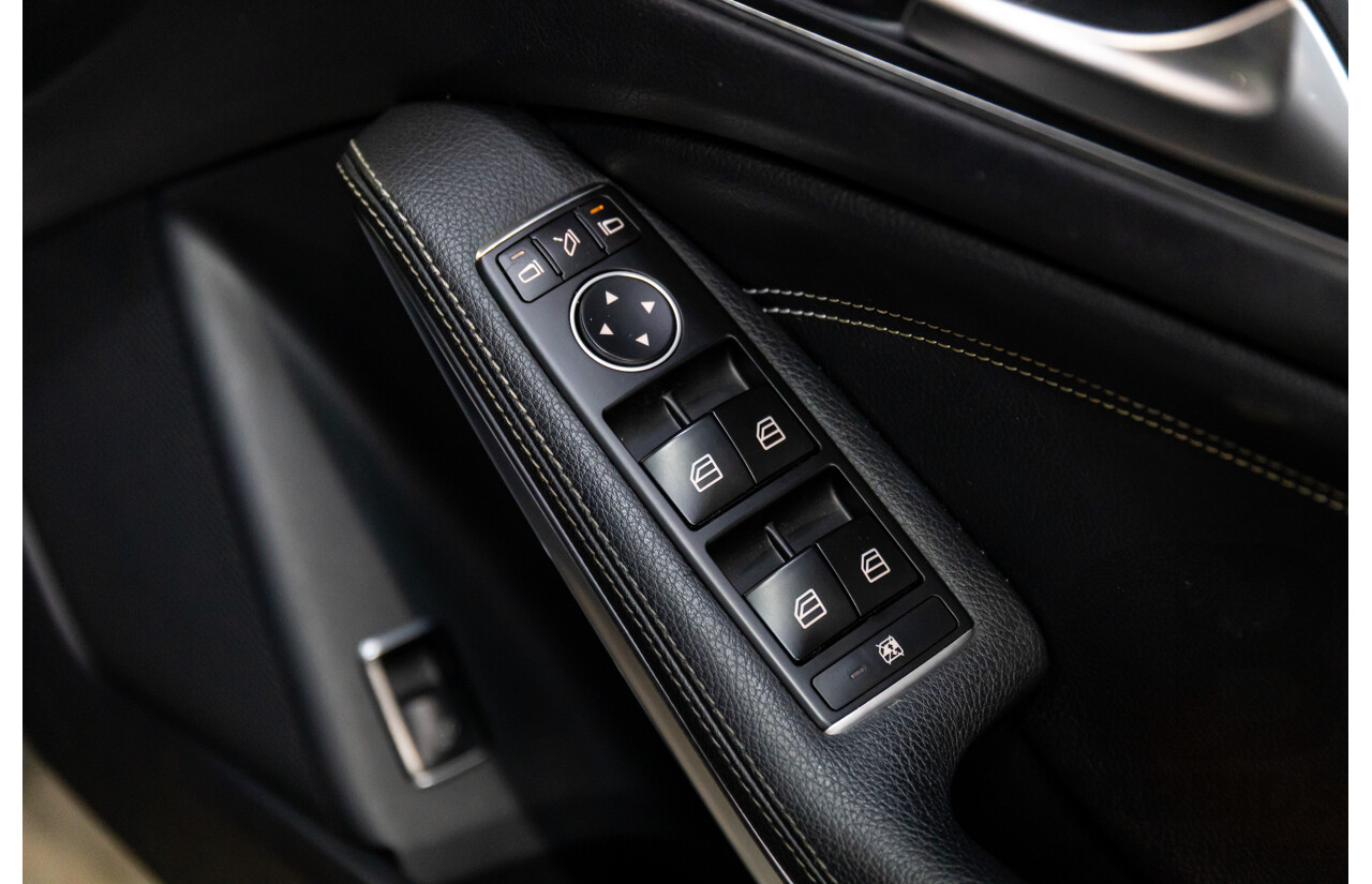 7/2015 Mercedes-Benz GLA 200 CDI X156 MY15 4d Wagon Cosmos Black Metallic Turbo Diesel 2.1L