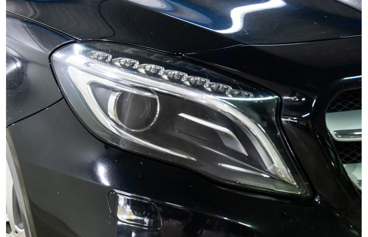 7/2015 Mercedes-Benz GLA 200 CDI X156 MY15 4d Wagon Cosmos Black Metallic Turbo Diesel 2.1L