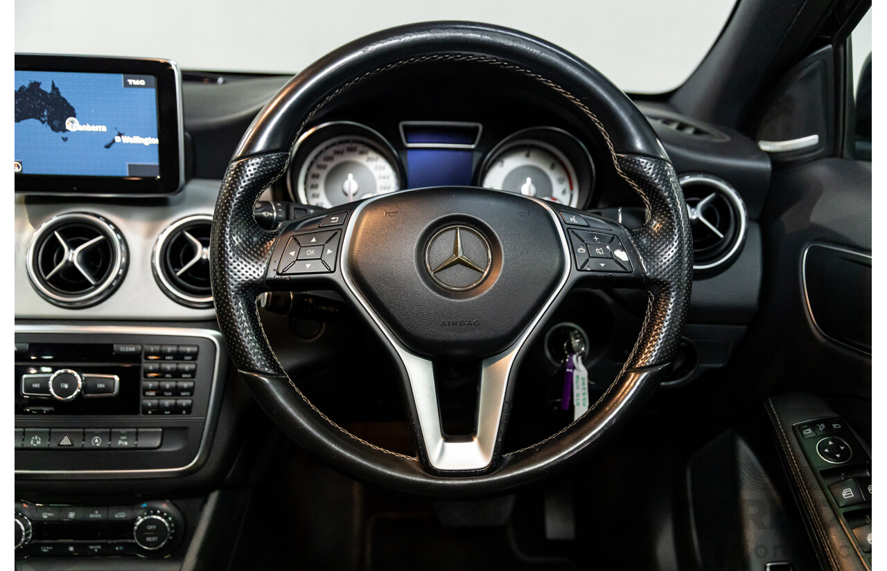 7/2015 Mercedes-Benz GLA 200 CDI X156 MY15 4d Wagon Cosmos Black Metallic Turbo Diesel 2.1L