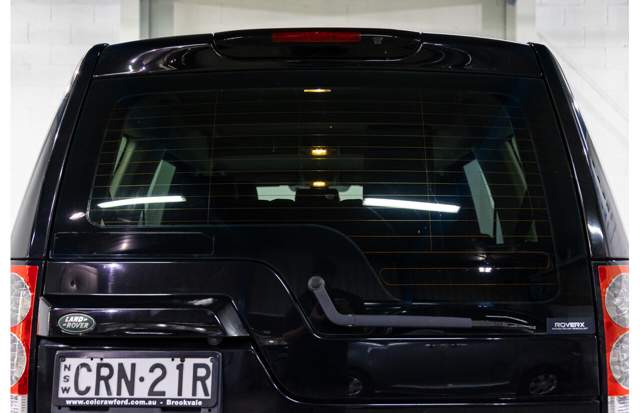 12/2013 Land Rover Discovery 4 3.0 TDV6 MY13 4d Wagon Santorini Black Metallic Turbo Diesel V6 3.0L