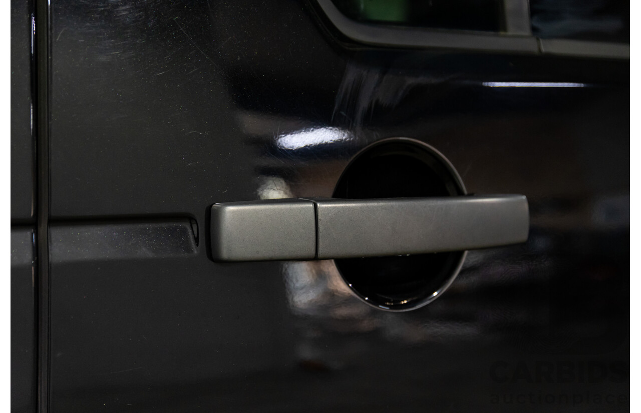 12/2013 Land Rover Discovery 4 3.0 TDV6 MY13 4d Wagon Santorini Black Metallic Turbo Diesel V6 3.0L