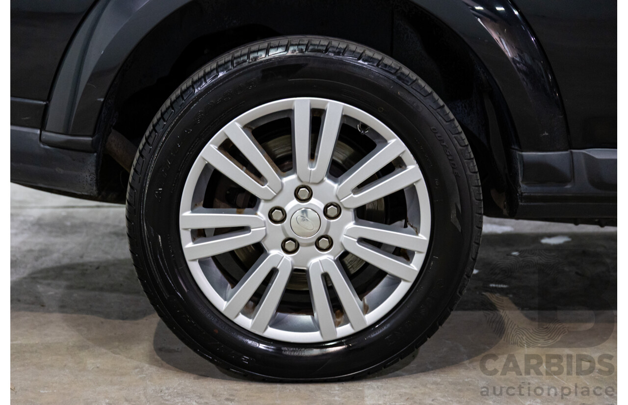12/2013 Land Rover Discovery 4 3.0 TDV6 MY13 4d Wagon Santorini Black Metallic Turbo Diesel V6 3.0L