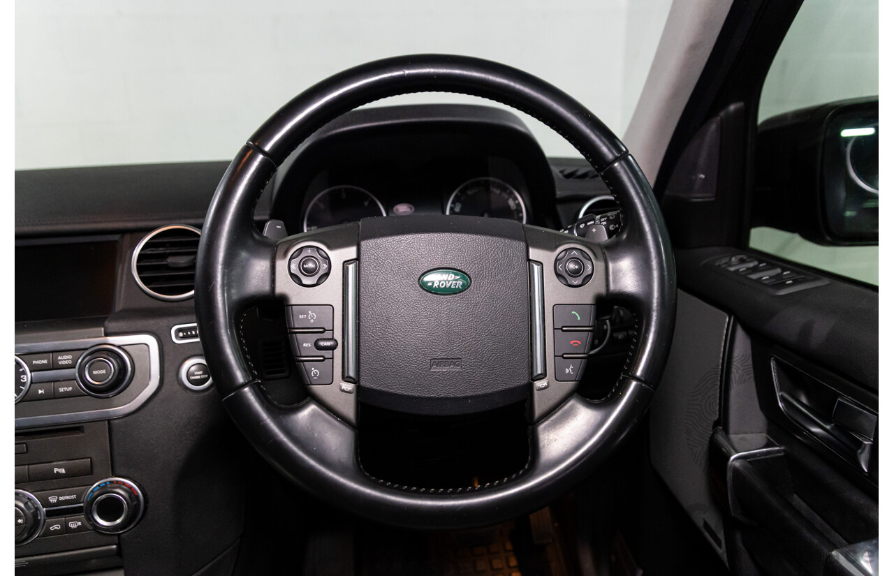 12/2013 Land Rover Discovery 4 3.0 TDV6 MY13 4d Wagon Santorini Black Metallic Turbo Diesel V6 3.0L