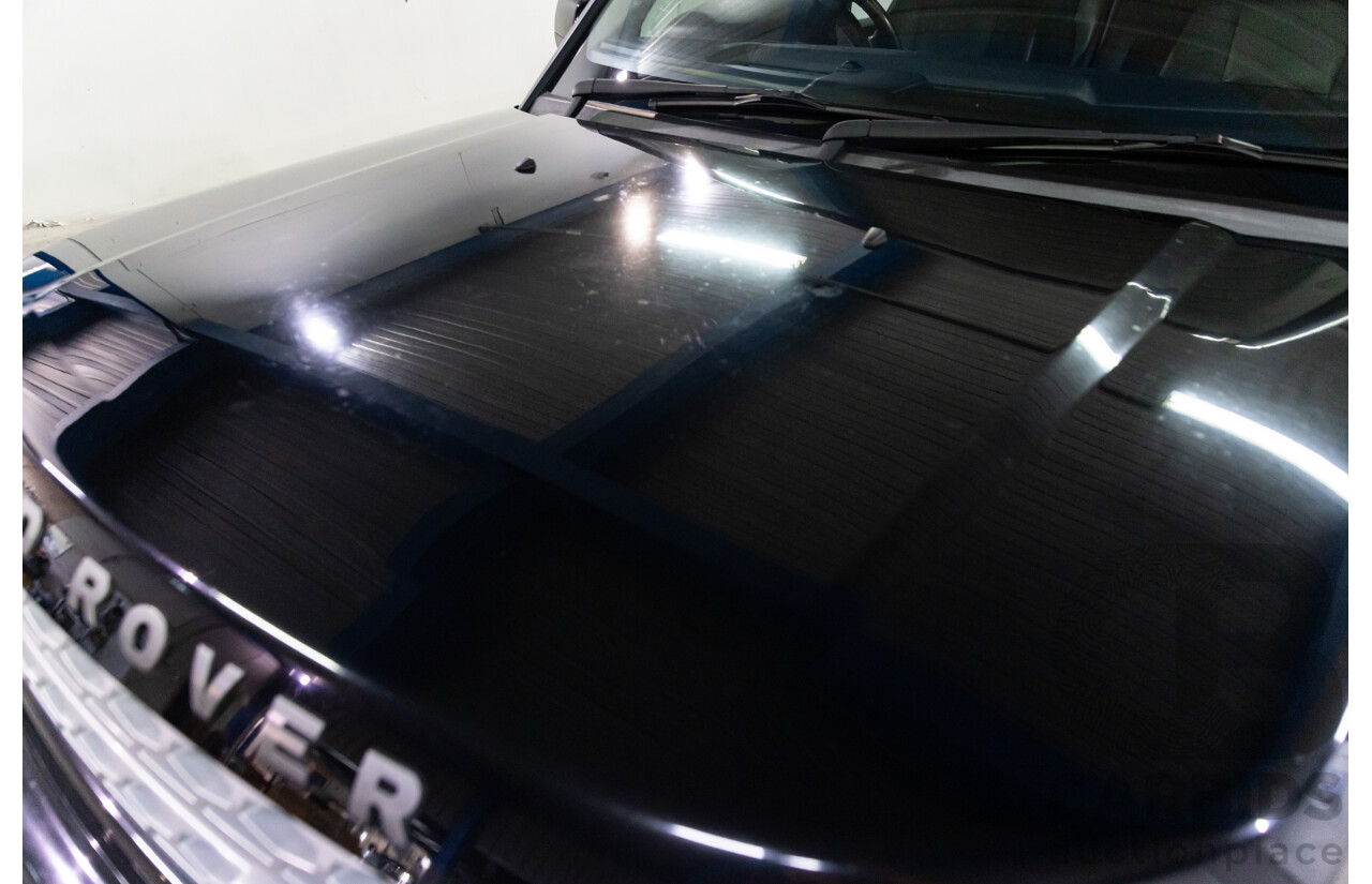 12/2013 Land Rover Discovery 4 3.0 TDV6 MY13 4d Wagon Santorini Black Metallic Turbo Diesel V6 3.0L