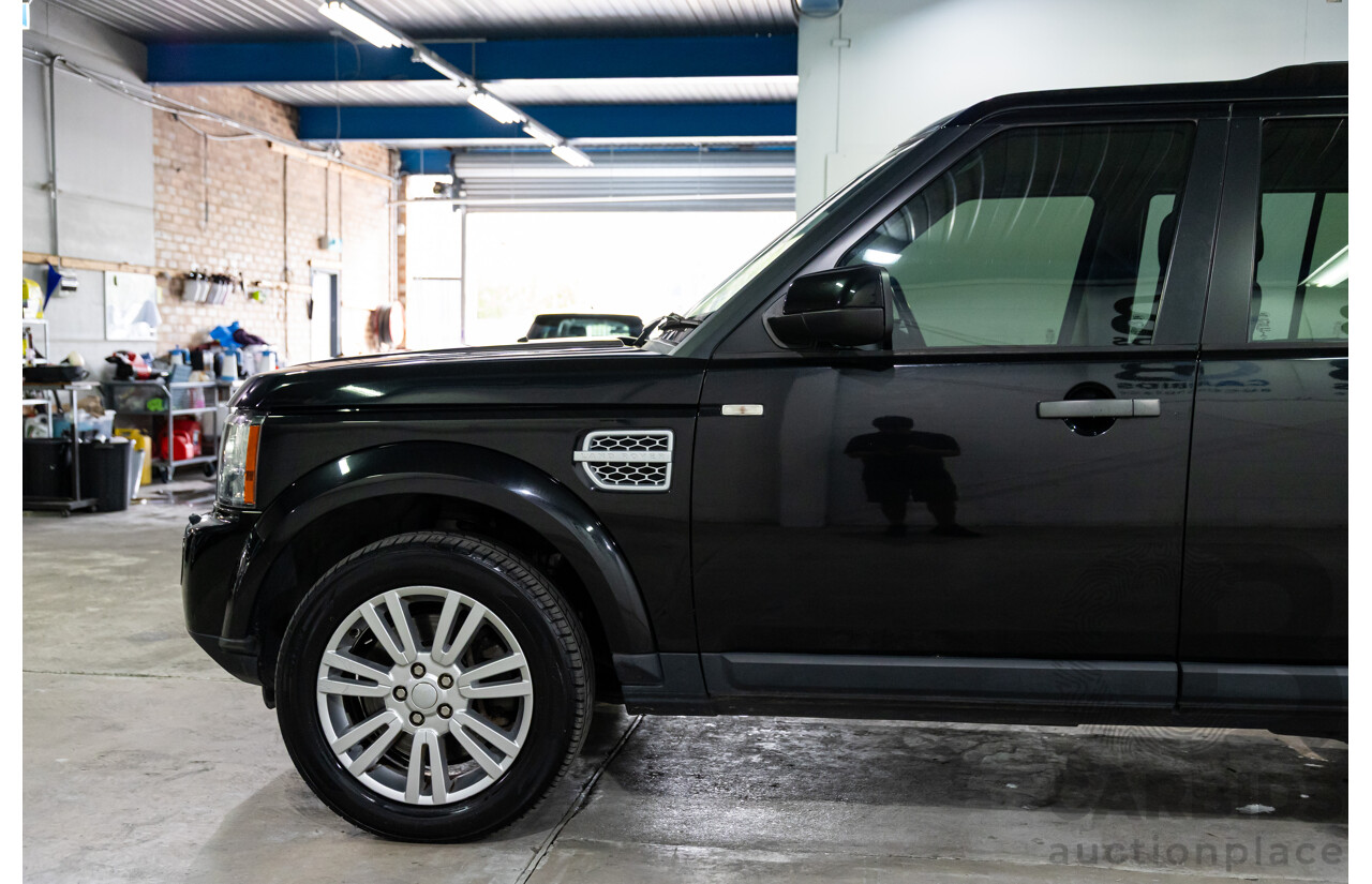 12/2013 Land Rover Discovery 4 3.0 TDV6 MY13 4d Wagon Santorini Black Metallic Turbo Diesel V6 3.0L