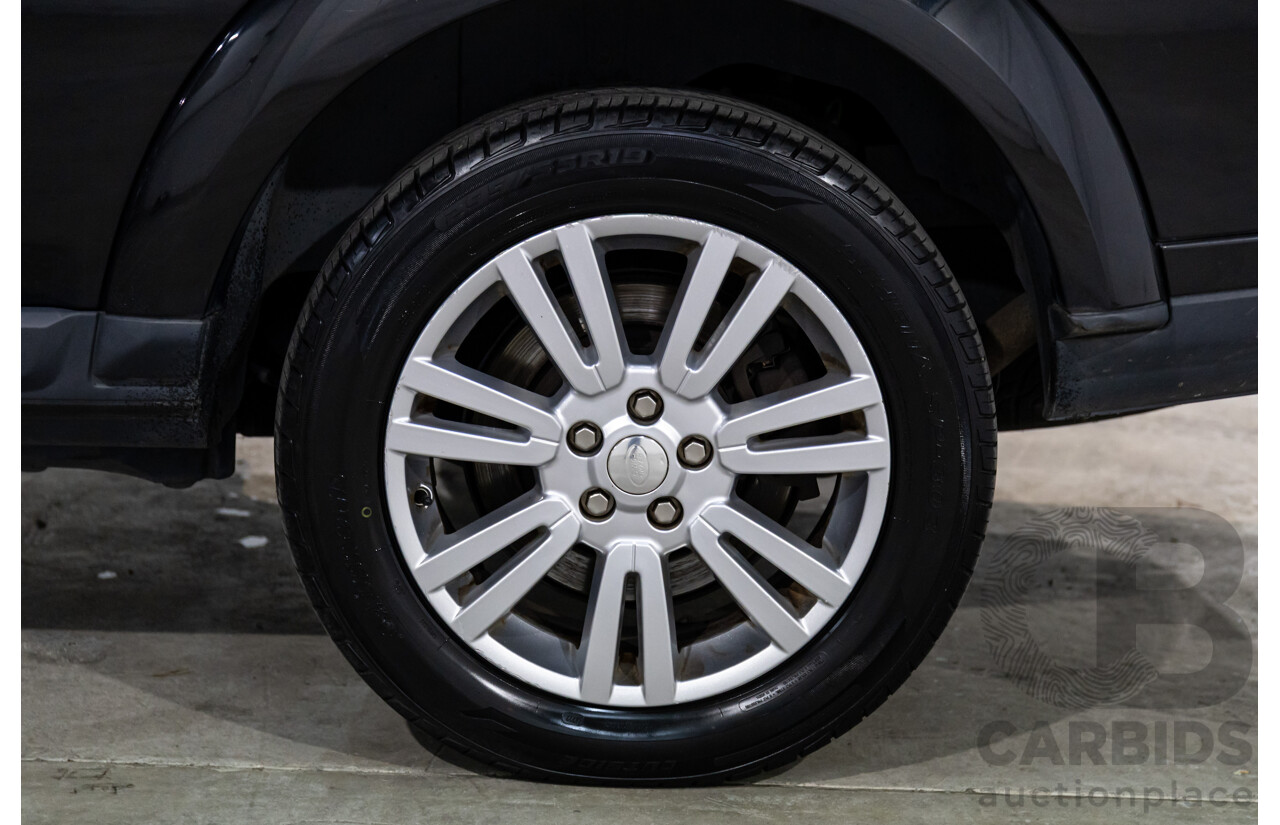 12/2013 Land Rover Discovery 4 3.0 TDV6 MY13 4d Wagon Santorini Black Metallic Turbo Diesel V6 3.0L