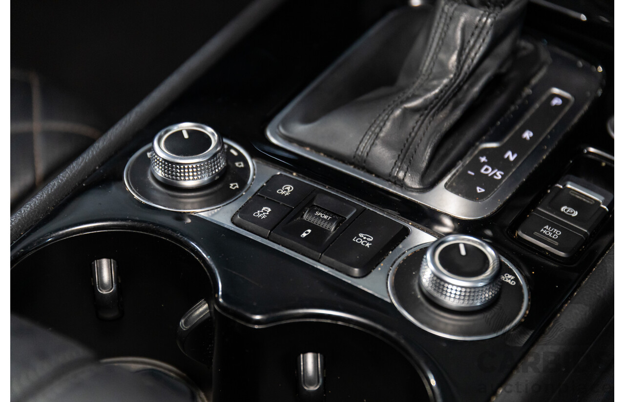 08/2016 Volkswagen Touareg V6 Wolfsburg Edition (AWD) 7P MY17 4d Wagon Pure White Turbo Diesel V6 3.0L