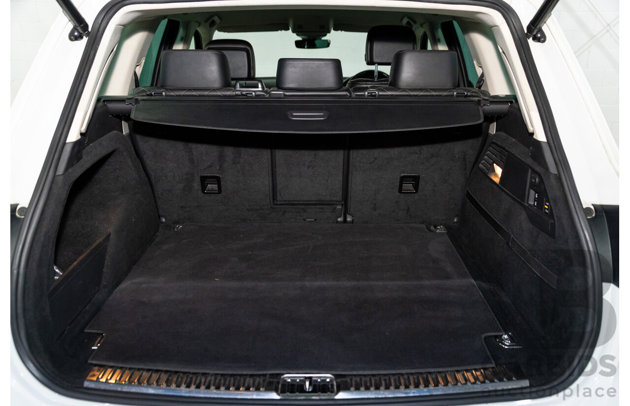 08/2016 Volkswagen Touareg V6 Wolfsburg Edition (AWD) 7P MY17 4d Wagon Pure White Turbo Diesel V6 3.0L