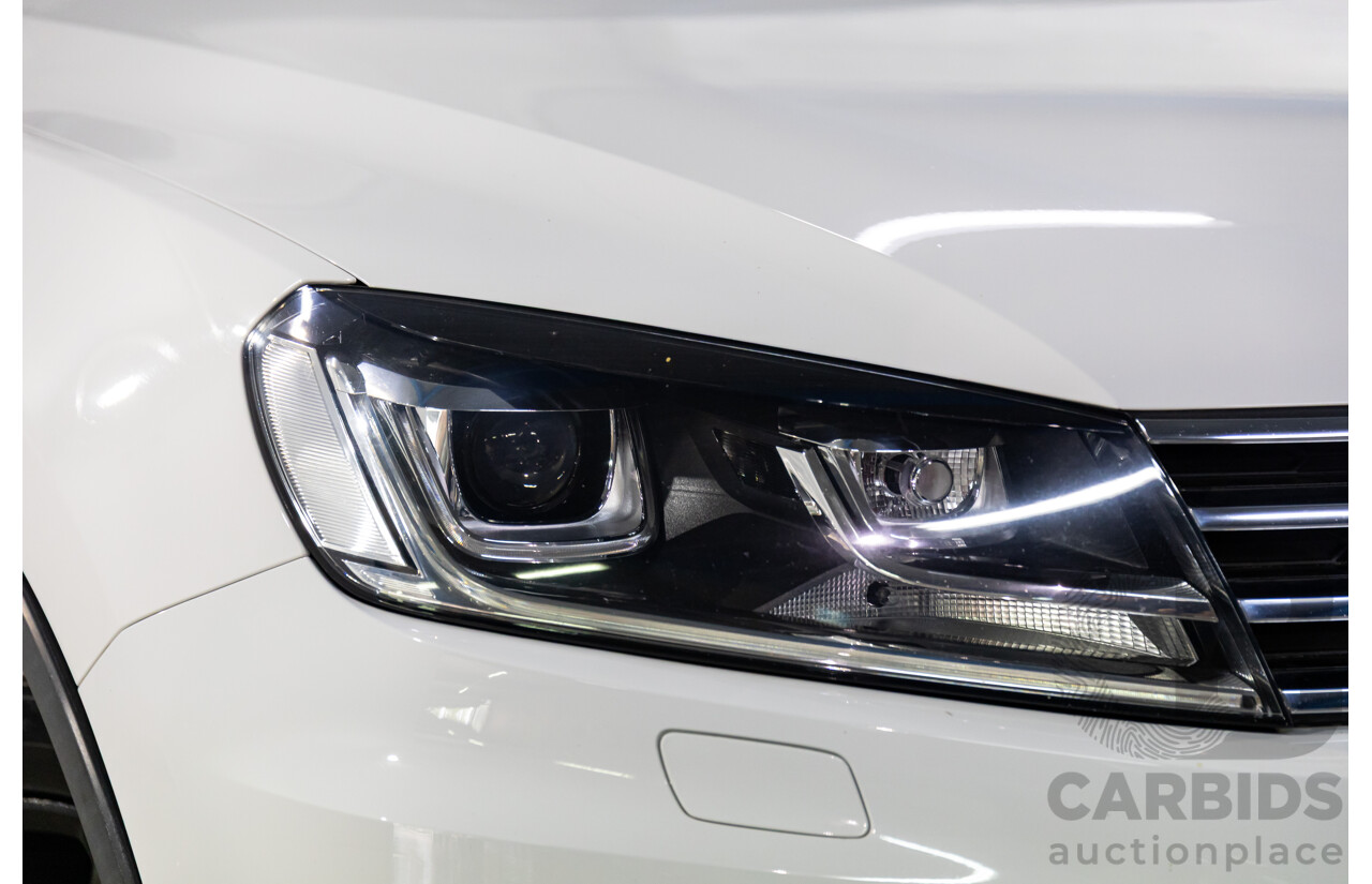 08/2016 Volkswagen Touareg V6 Wolfsburg Edition (AWD) 7P MY17 4d Wagon Pure White Turbo Diesel V6 3.0L