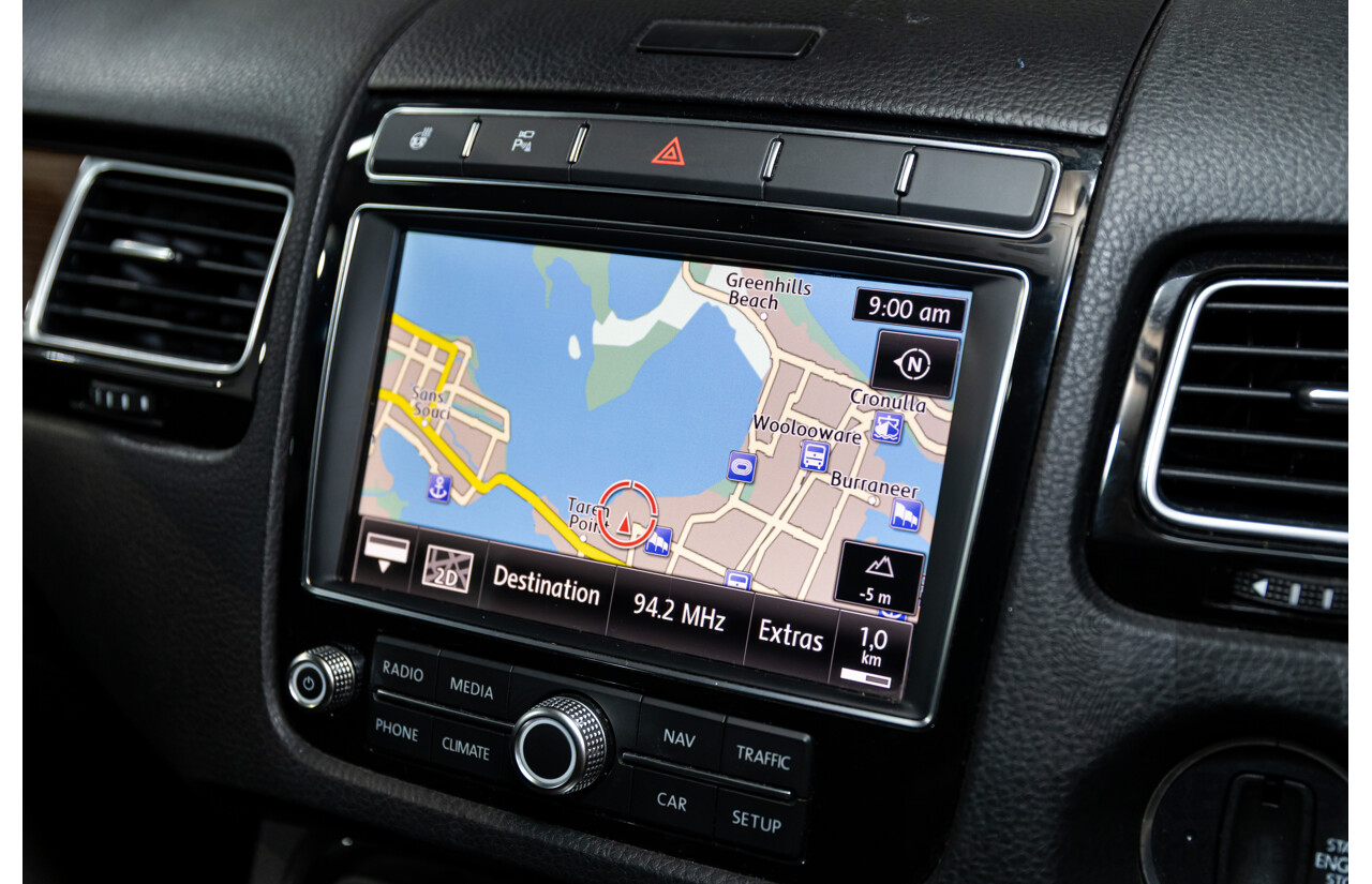 08/2016 Volkswagen Touareg V6 Wolfsburg Edition (AWD) 7P MY17 4d Wagon Pure White Turbo Diesel V6 3.0L