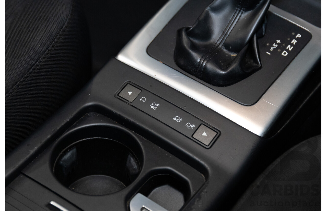 1/2014 Land Rover Freelander 2 TD4 (4x4) LF MY14 4d Wagon Fuji White Turbo Diesel 2.2L