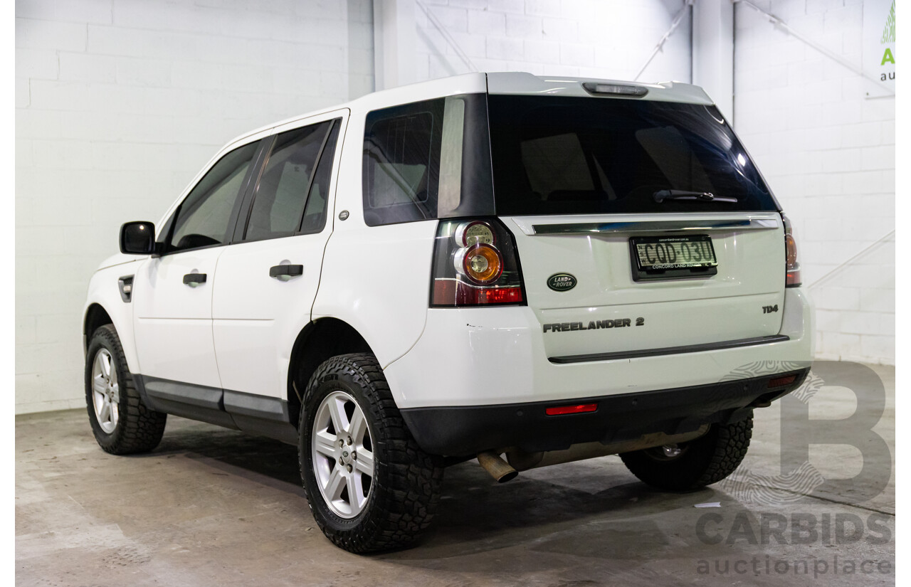 1/2014 Land Rover Freelander 2 TD4 (4x4) LF MY14 4d Wagon Fuji White Turbo Diesel 2.2L