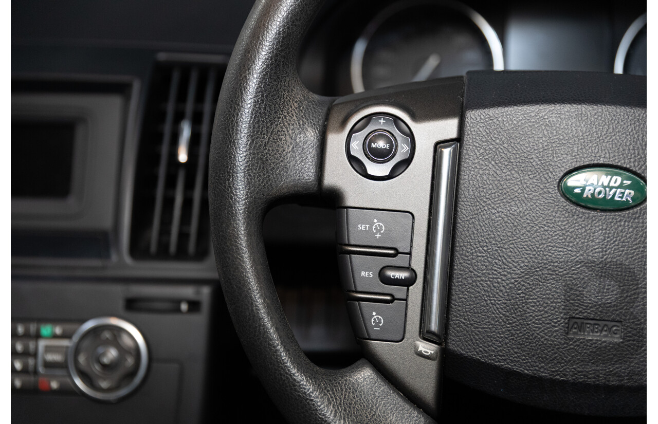 1/2014 Land Rover Freelander 2 TD4 (4x4) LF MY14 4d Wagon Fuji White Turbo Diesel 2.2L