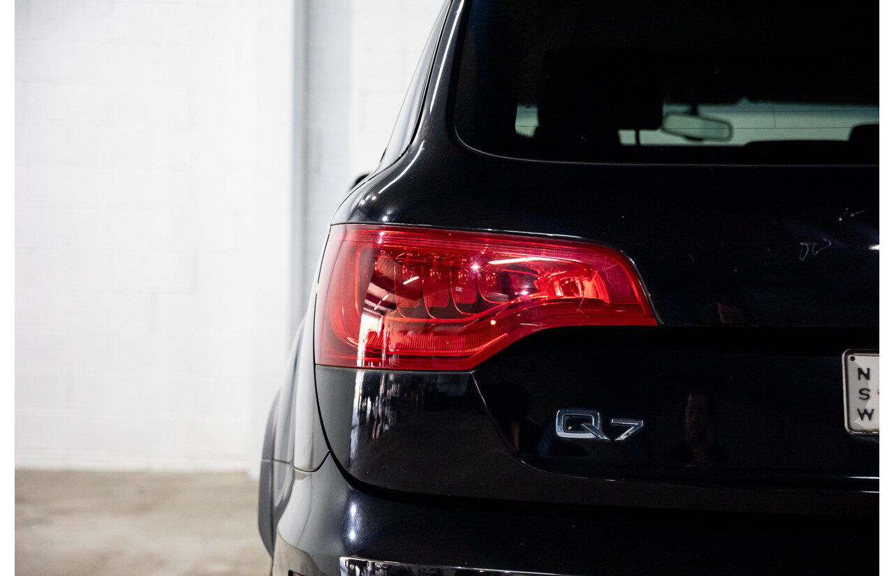 11/2012 Audi Q7 S-Line 3.0 TDI Quattro MY12 4d Wagon Orca Black Metallic Turbo Diesel V6 3.0L