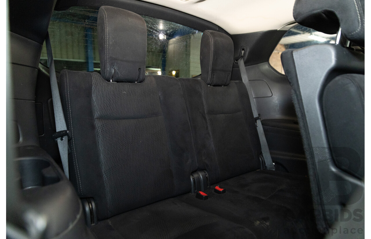 9/2015 Nissan Pathfinder ST (4x2) R52 4d Wagon Gun Grey Metallic V6 3.5L