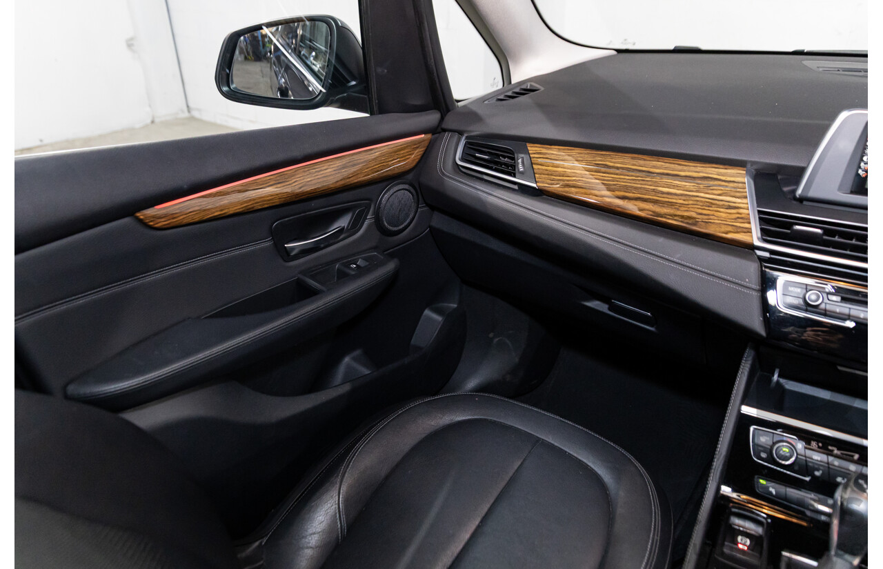 2/2015 BMW 218i Active Tourer Luxury F45 4d Wagon Mineral Grey Metallic Turbo 1.5L