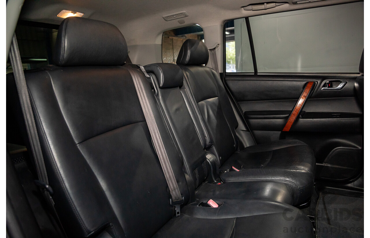 11/2009 Toyota Kluger Grande (4x4) GSU45R 4d Wagon Classic Silver Metallic V6 3.5L