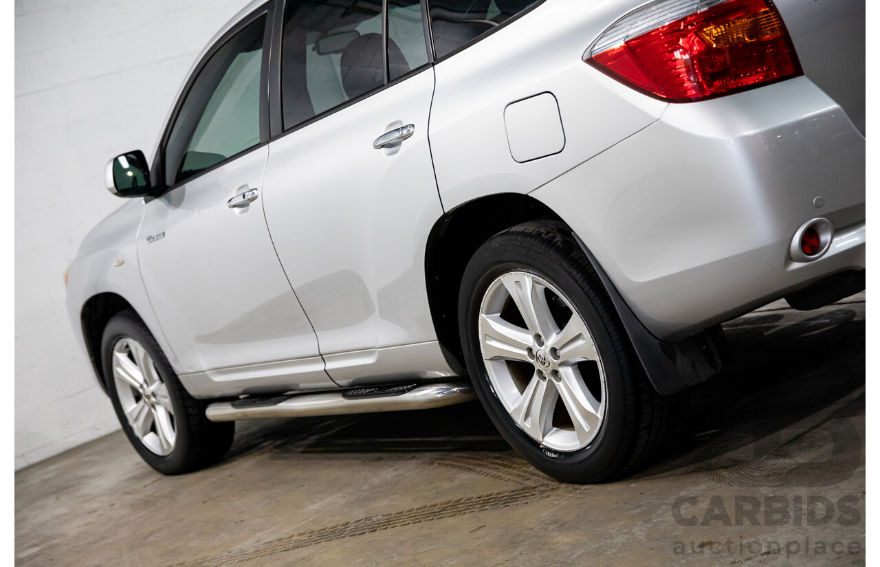11/2009 Toyota Kluger Grande (4x4) GSU45R 4d Wagon Classic Silver Metallic V6 3.5L
