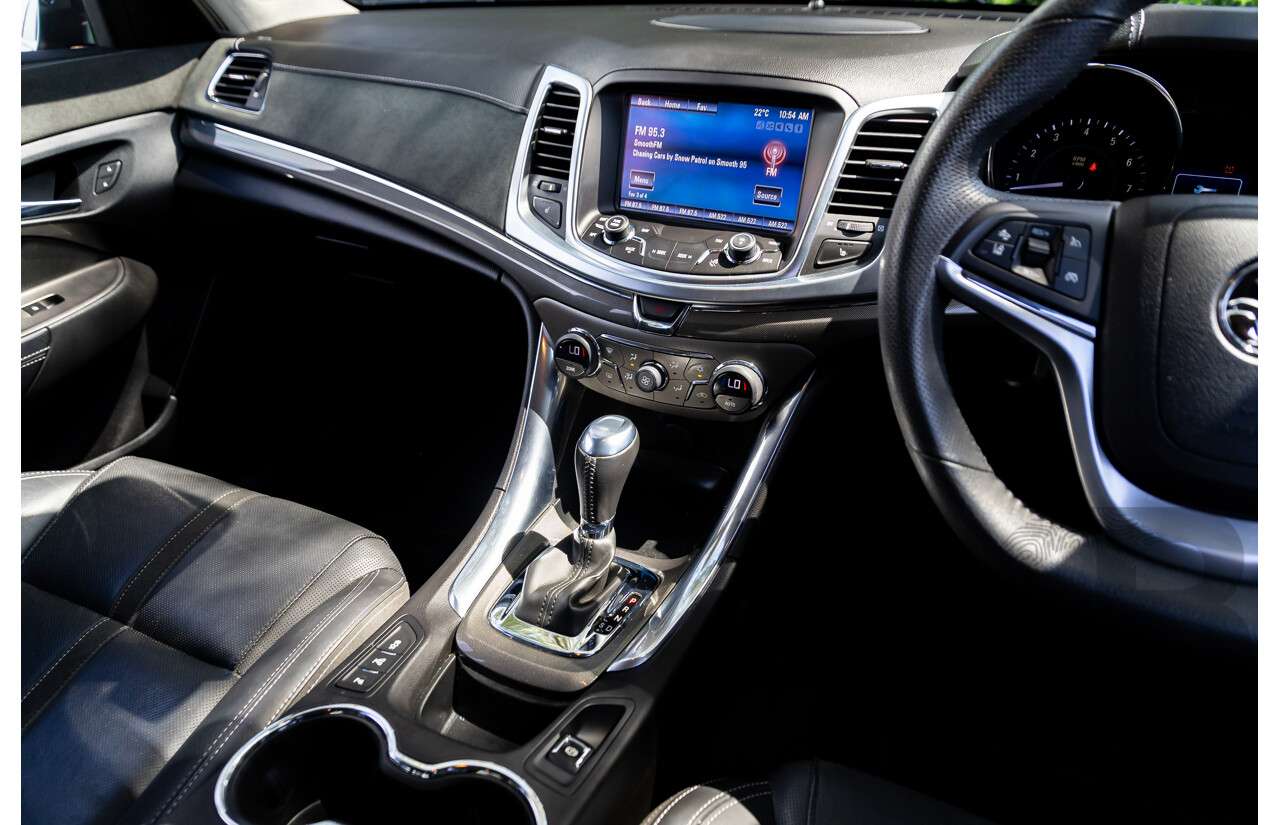 04/2017 Holden Calais V (RWD) VF II MY17 4d Sportwagon Regal Peacock Metallic V8 6.2L