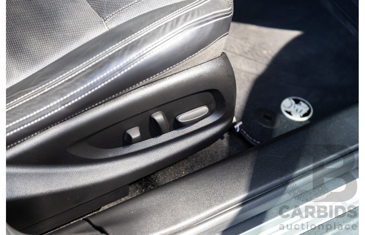 04/2017 Holden Calais V (RWD) VF II MY17 4d Sportwagon Regal Peacock Metallic V8 6.2L