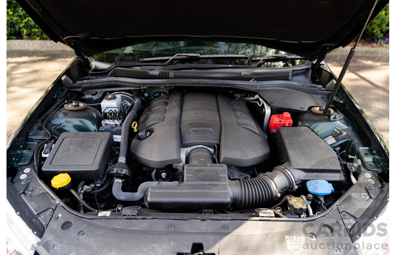 04/2017 Holden Calais V (RWD) VF II MY17 4d Sportwagon Regal Peacock Metallic V8 6.2L