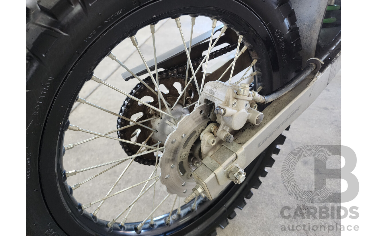 01/2017 Manual Kawasaki 150cc KLX150BF ENDURO Bike Green