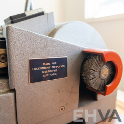 Elis US-102X Electric Key Duplicating Machine and Timber Stand