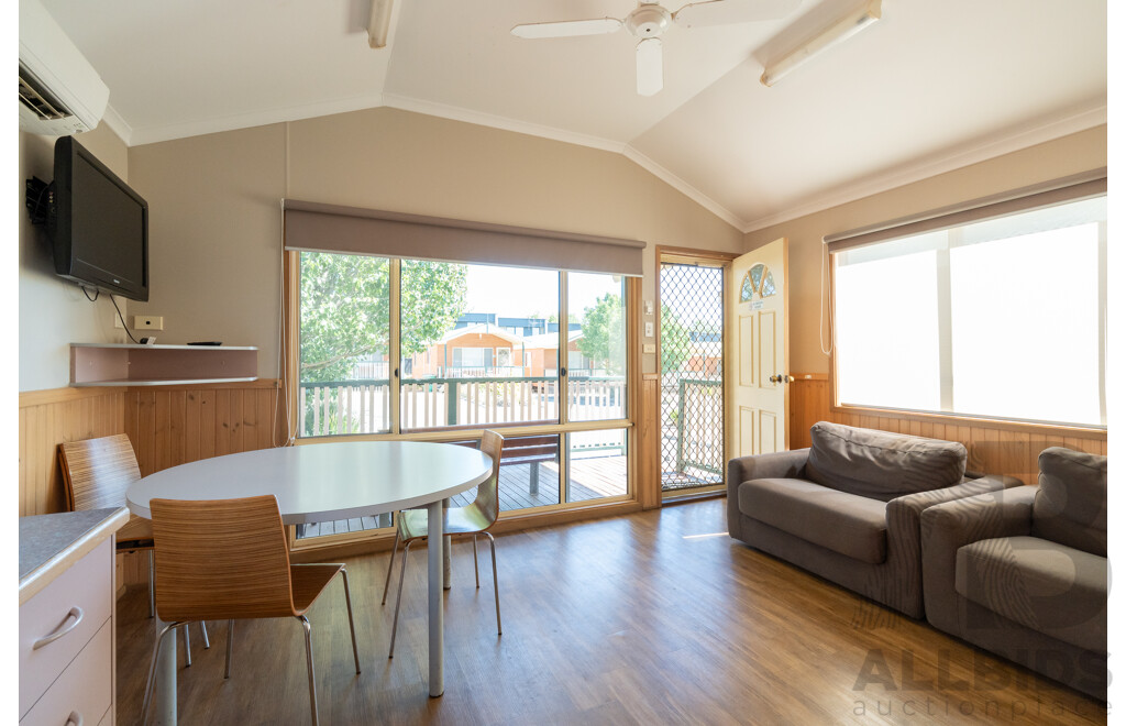 Alvannex Pty Ltd Demountable/Movable Dwelling - 35 Square Meters - Family Villa - Cabin 402