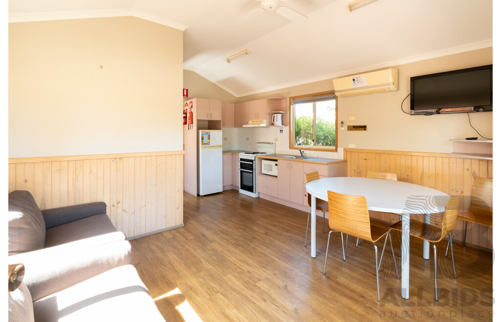 Alvannex Pty Ltd Demountable/Movable Dwelling - 35 Square Meters - Family Villa - Cabin 403