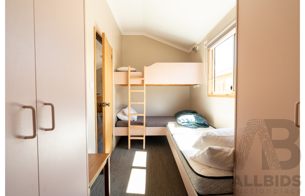 Alvannex Pty Ltd Demountable/Movable Dwelling - 35 Square Meters - Family Villa - Cabin 403