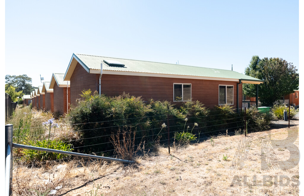 Alvannex Pty Ltd Demountable/Movable Dwelling - 35 Square Meters - Family Villa - Cabin 404