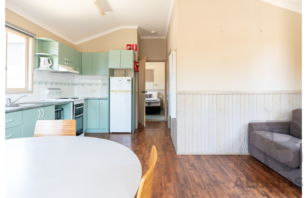 Alvannex Pty Ltd Demountable/Movable Dwelling - 48 Square Meters - Spa Villa - Cabin 411