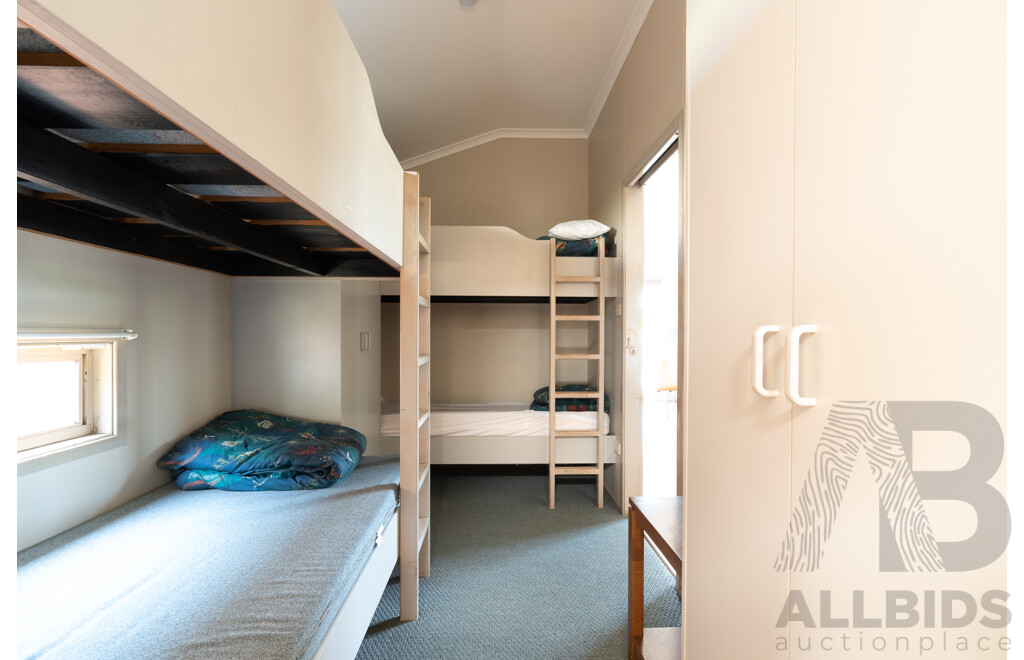 Alvannex Pty Ltd Demountable/Movable Dwelling - 48 Square Meters - Spa Villa - Cabin 411