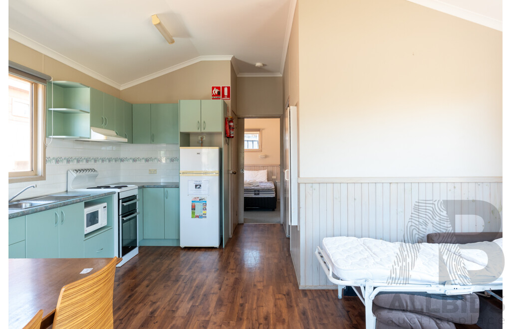 Alvannex Pty Ltd Demountable/Movable Dwelling - 48 Square Meters - Spa Villa - Cabin 415