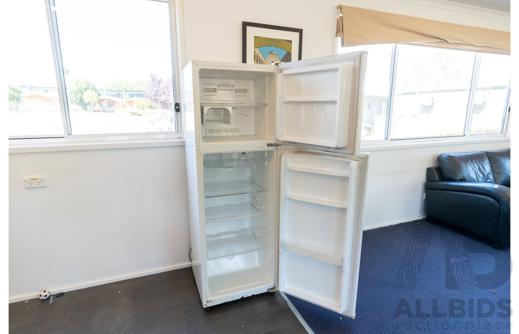 Alvannex Pty Ltd Demountable/Movable Building with Accessibility Ramp - Meeting Room