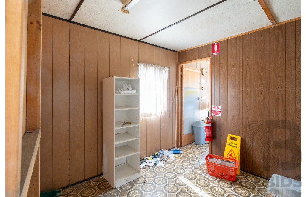Demountable/Movable Structure -  - Laundry Room