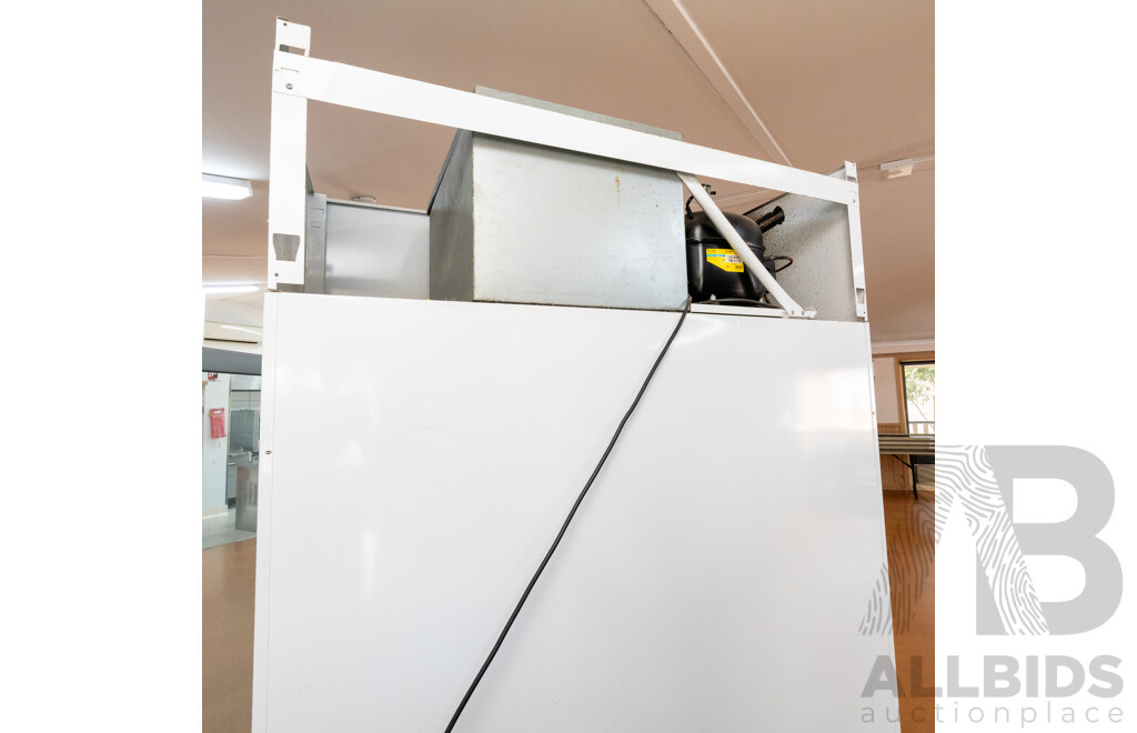 Skope 1000 Litre Two Door Upright Commercial Display Refrigerator - TME1000-H