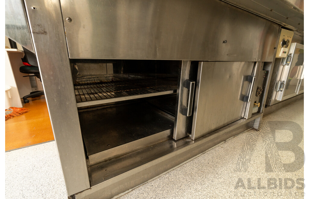 Hot/Cold Food Service and Preparation Station with Tray Rack and Hand Rail