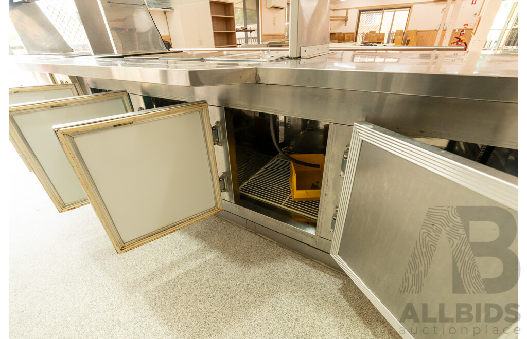 Hot/Cold Food Service and Preparation Station with Tray Rack and Hand Rail