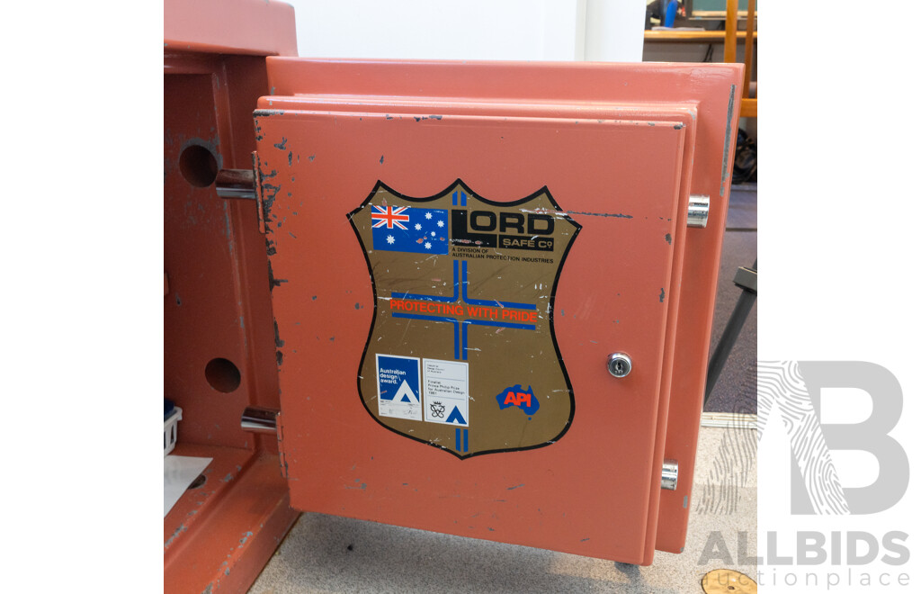Lord Key Lock Single Door Safe
