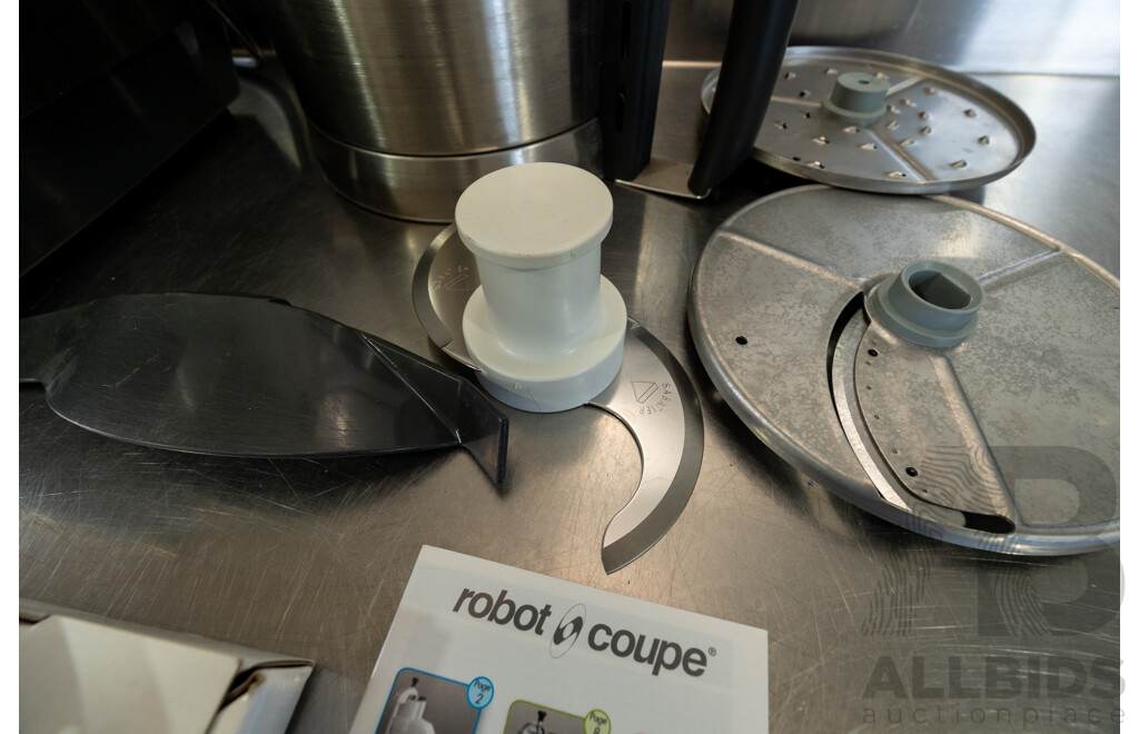 Robot Coupe Electric Food Processor, Cutter and Vegetable Slicer - R211 Ultra