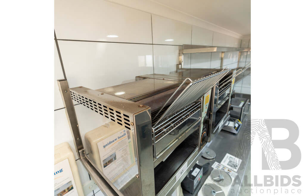 Roband Commercial Electric Conveyor Toaster - TCR15