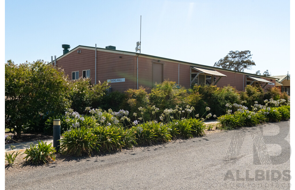 Alvannex Pty Ltd Demountable/Movable Building with Verandah, Steps and Accessibility Ramp - Dining Hall