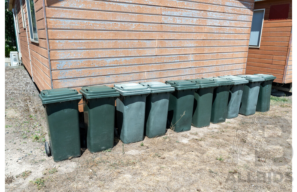 Nylex 120 Litre Wheelie Bins - Lot of 10