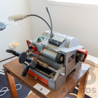 Elis US-102X Electric Key Duplicating Machine and Timber Stand
