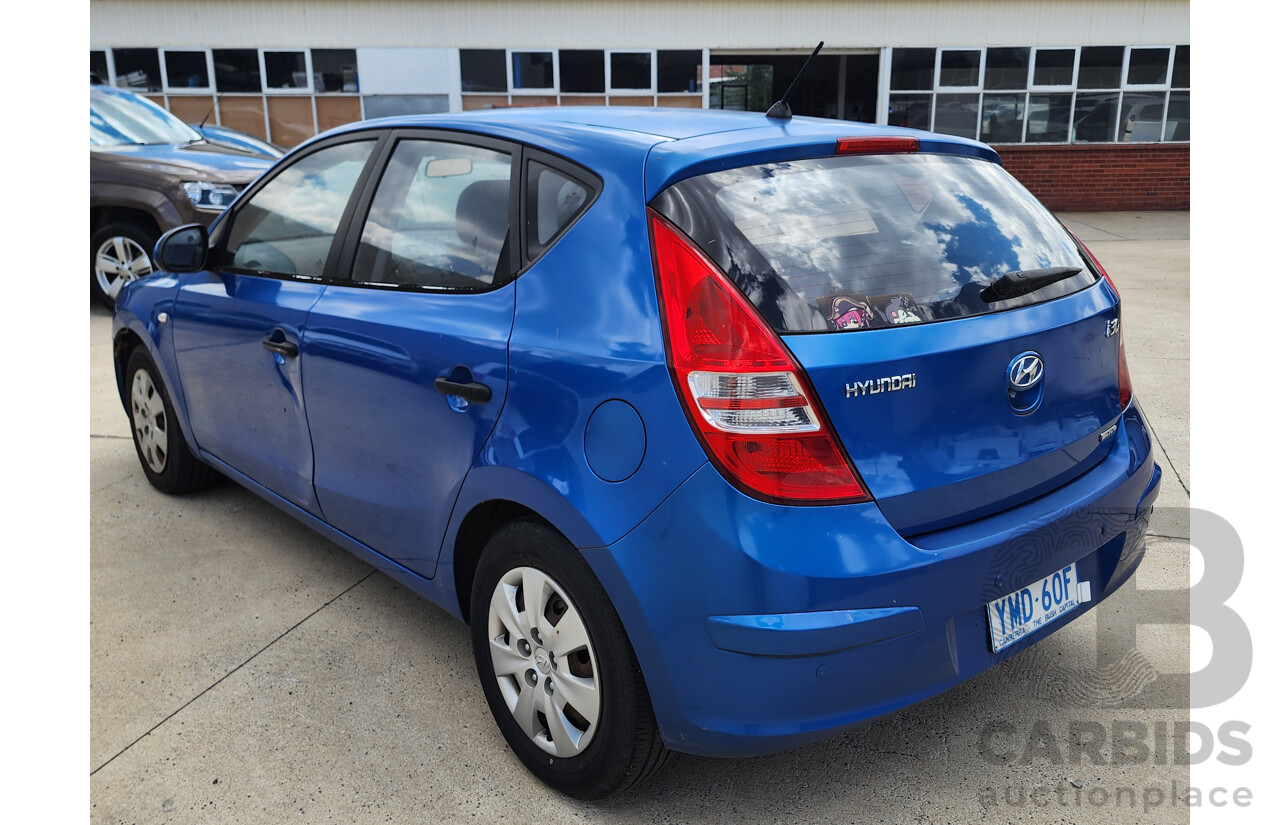 3/2011 Hyundai i30 SX FD MY11 5d Hatchback Blue 2.0L