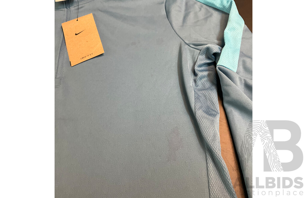 NIKE Womens Blue Dri-FIT Top Size S & Tommy Hilfiger Boy's Tee Size 14 & 2 Sets of 3-Pack Men's Size 6-10 Socks