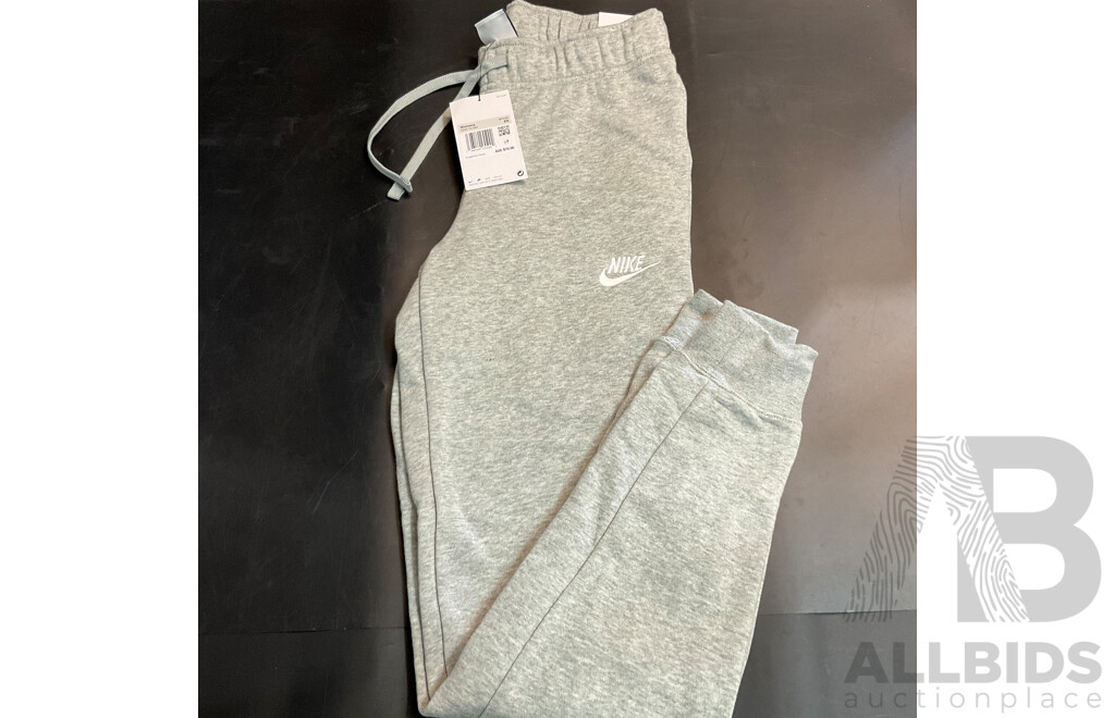 Nike Women's Sportswear Club Fleece Full Zip Hoodie & Pants - Grey - Size XS